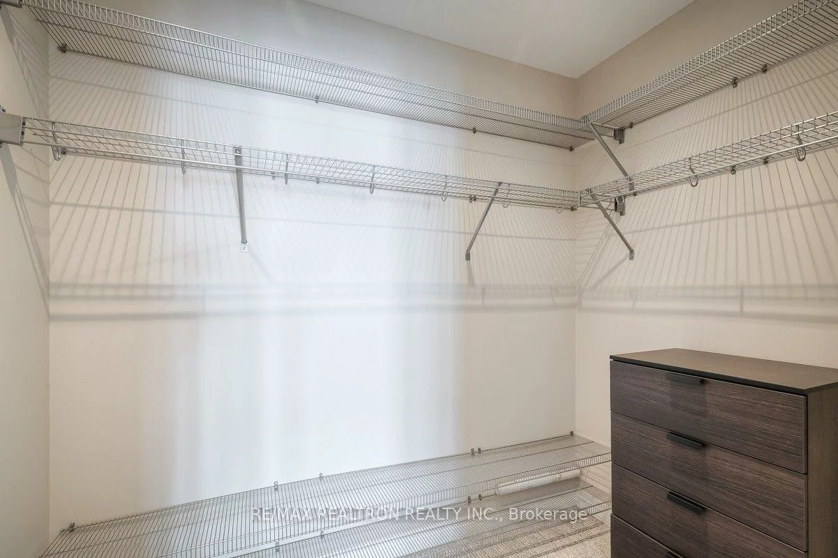 3107, Neyagawa, 1008 - GO Glenorchy, Oakville