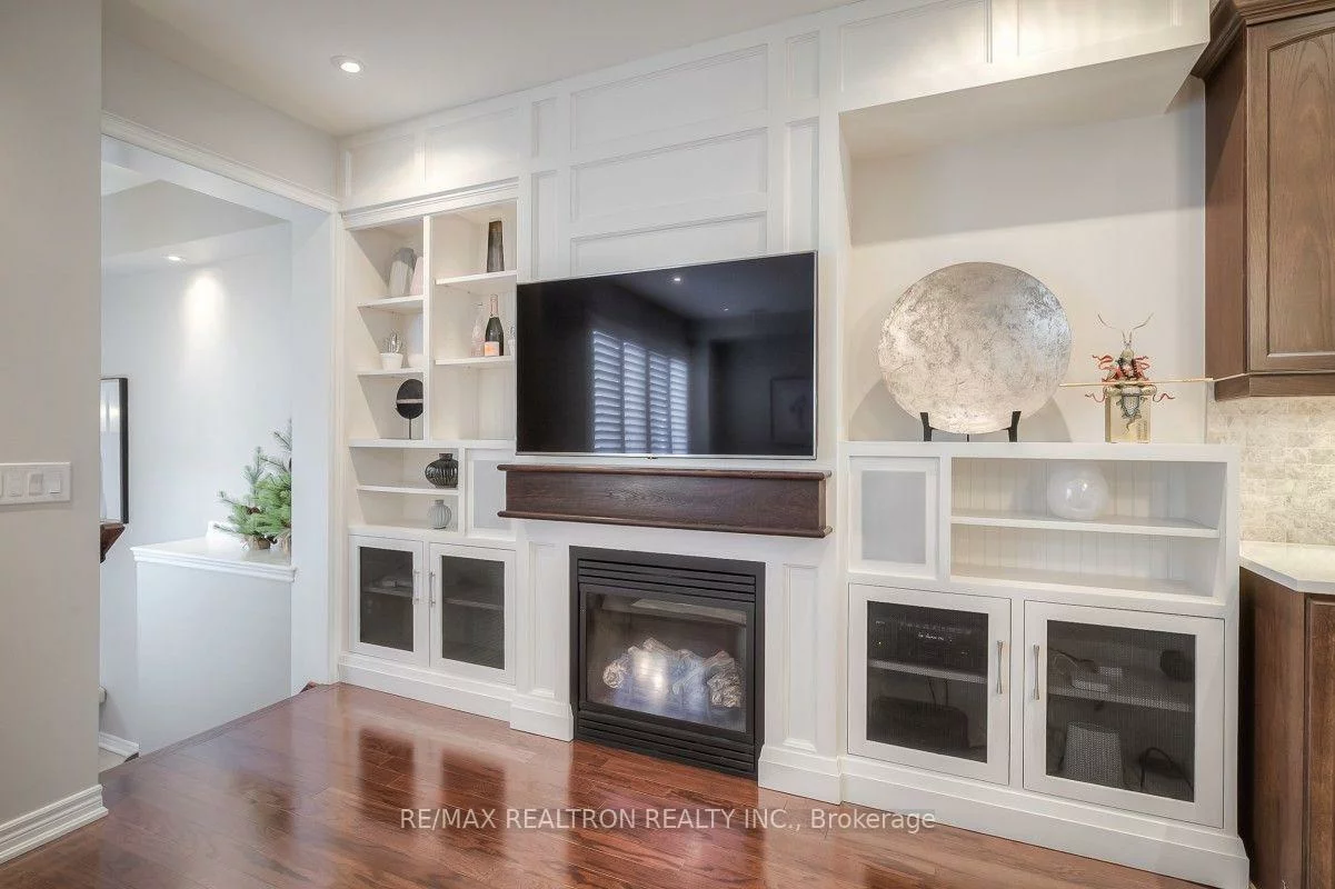 3107, Neyagawa, 1008 - GO Glenorchy, Oakville