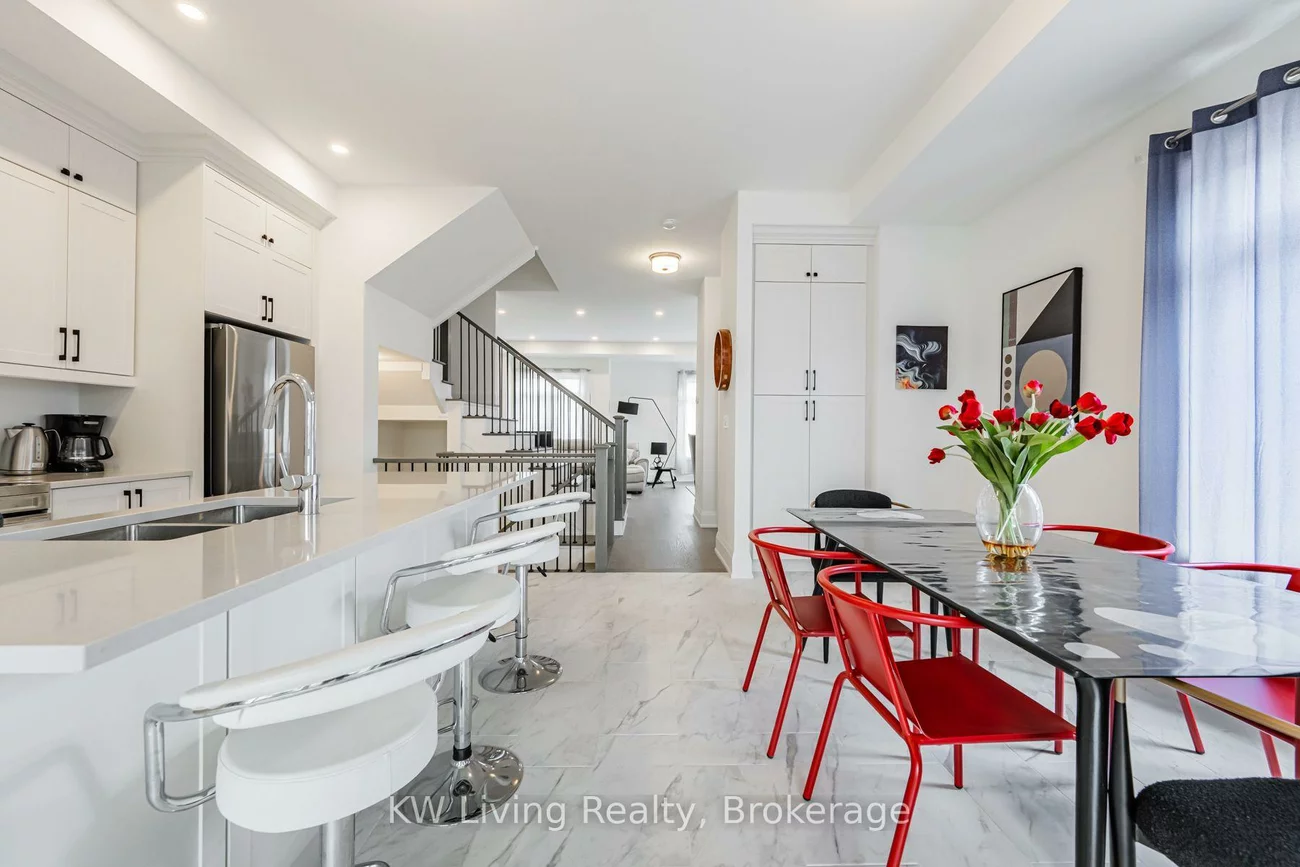 3296, Taha, 1008 - GO Glenorchy, Oakville