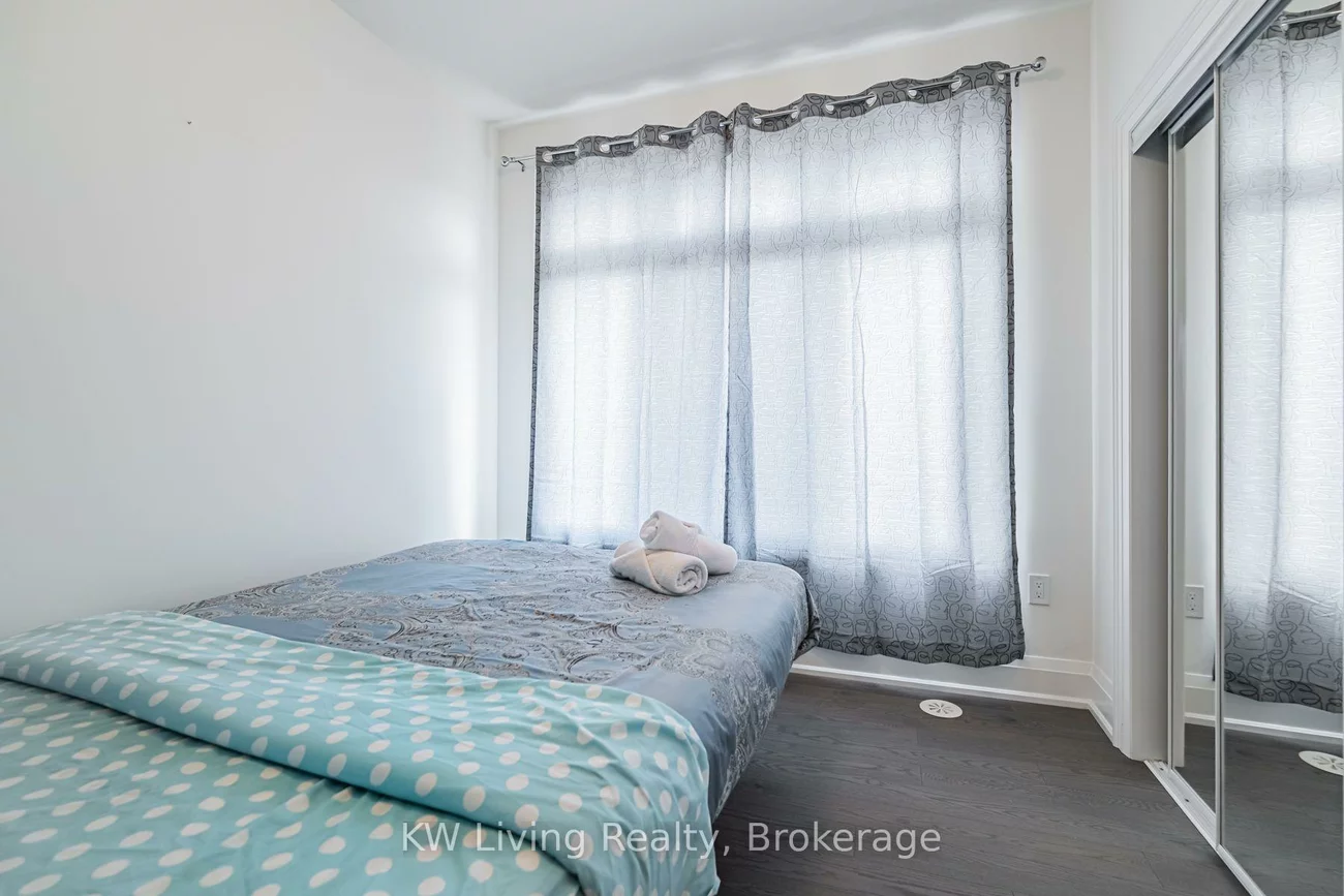 3296, Taha, 1008 - GO Glenorchy, Oakville