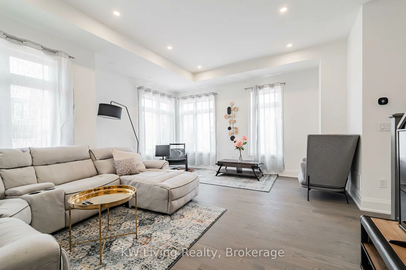 3296, Taha, 1008 - GO Glenorchy, Oakville