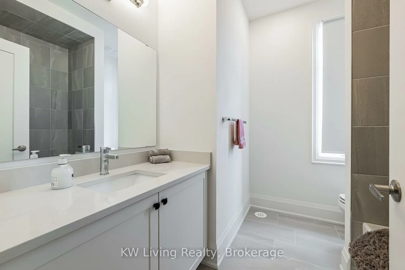 3296, Taha, 1008 - GO Glenorchy, Oakville