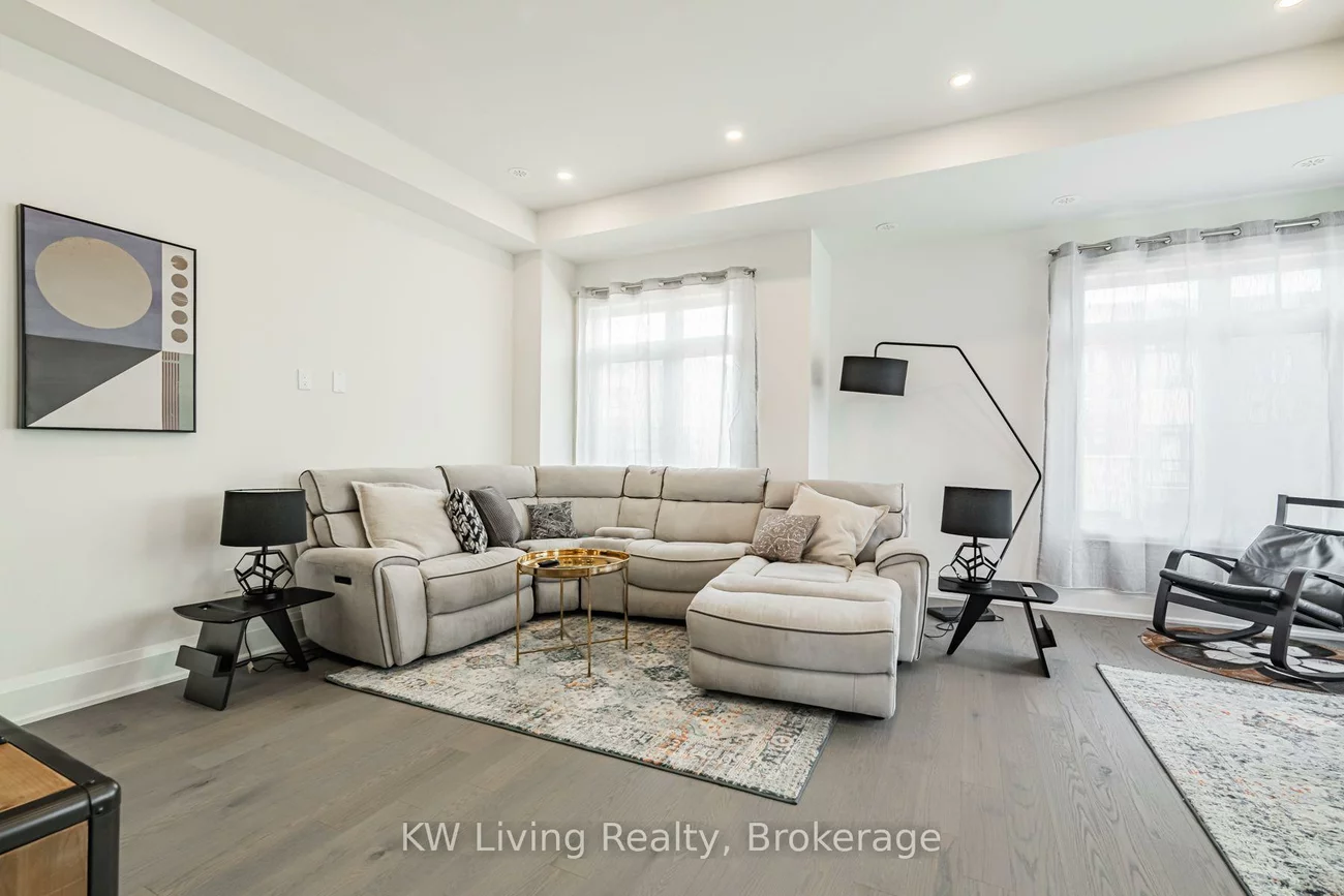 3296, Taha, 1008 - GO Glenorchy, Oakville