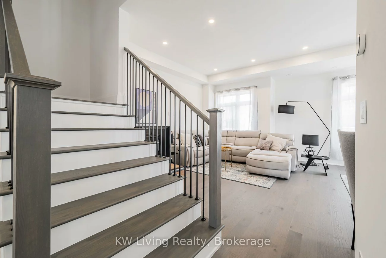 3296, Taha, 1008 - GO Glenorchy, Oakville