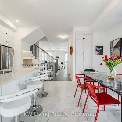 3296, Taha, 1008 - GO Glenorchy, Oakville