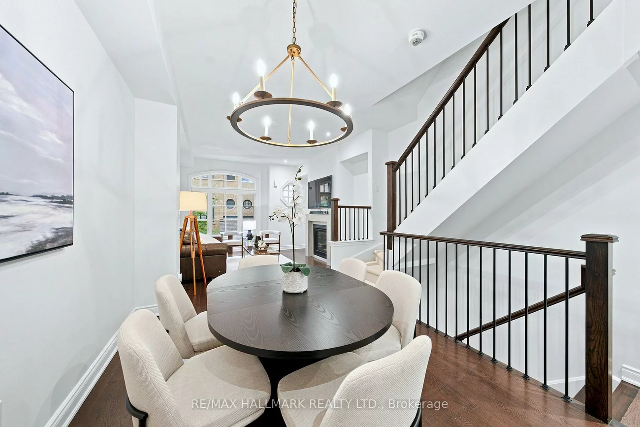250, Royalton Common, 1015 - RO River Oaks, Oakville
