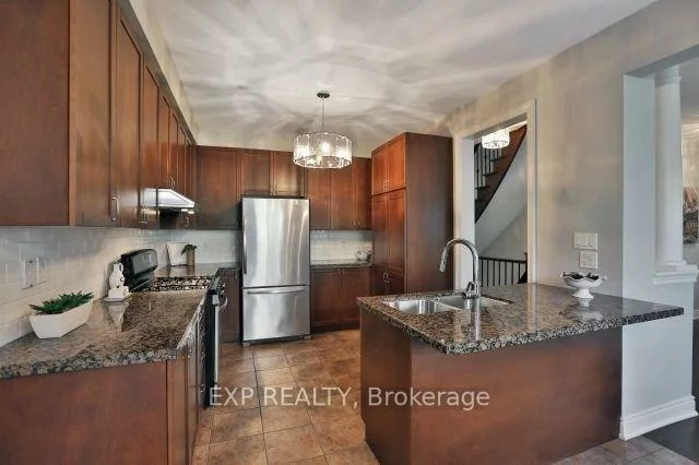 2209, Blackbird, 1022 - WT West Oak Trails, Oakville