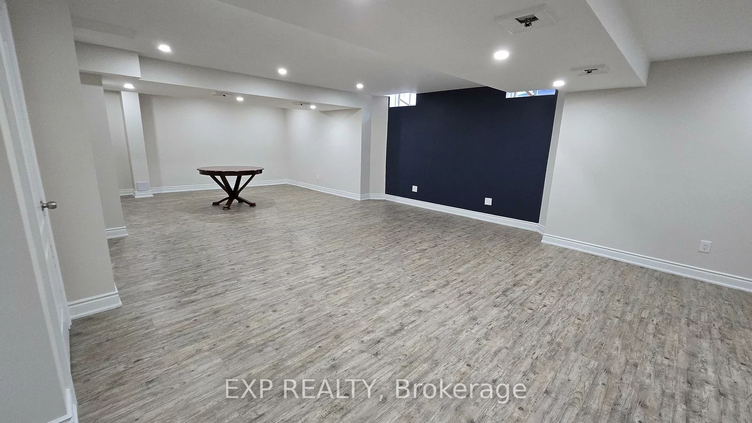 2209, Blackbird, 1022 - WT West Oak Trails, Oakville