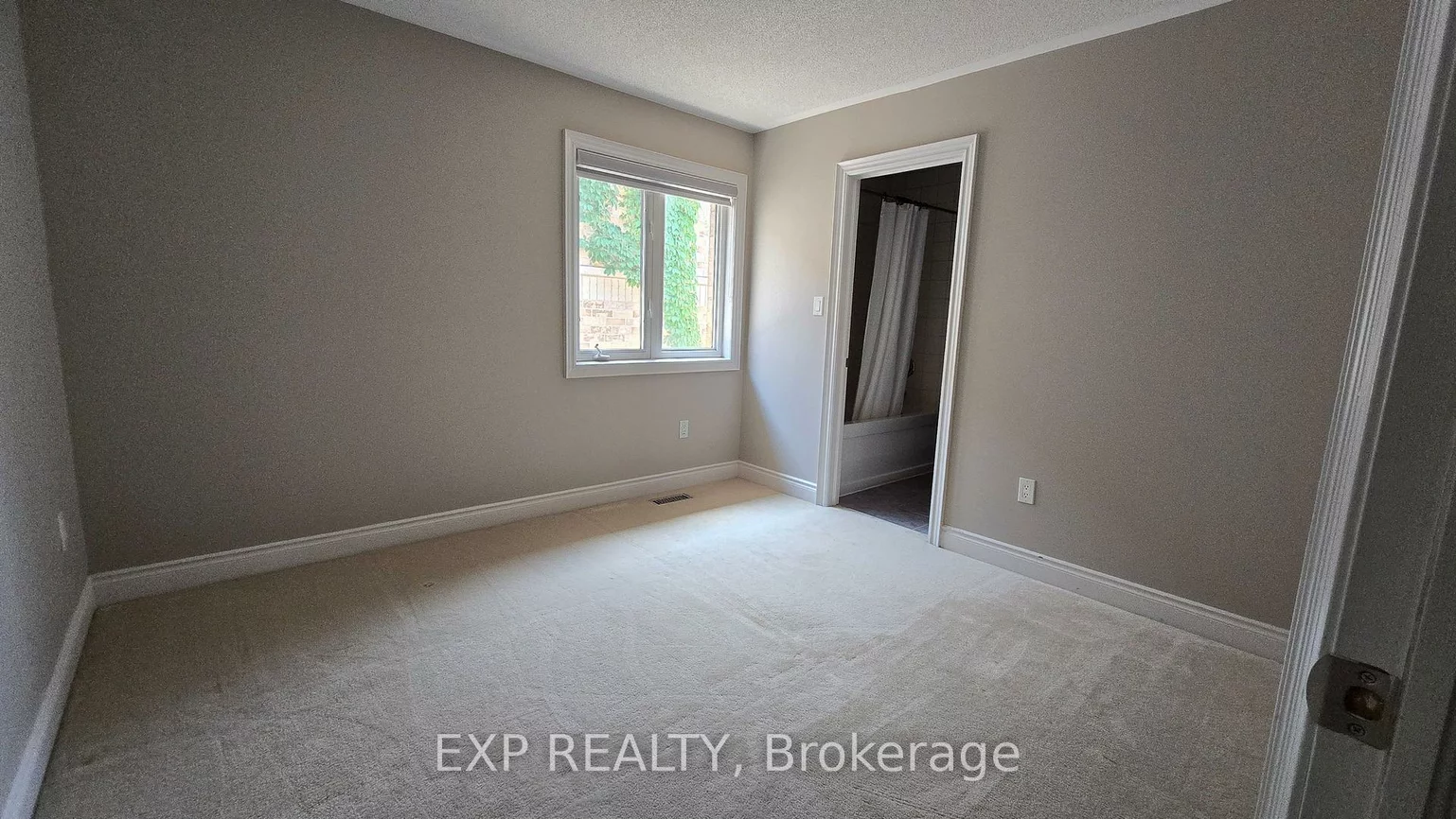 2209, Blackbird, 1022 - WT West Oak Trails, Oakville