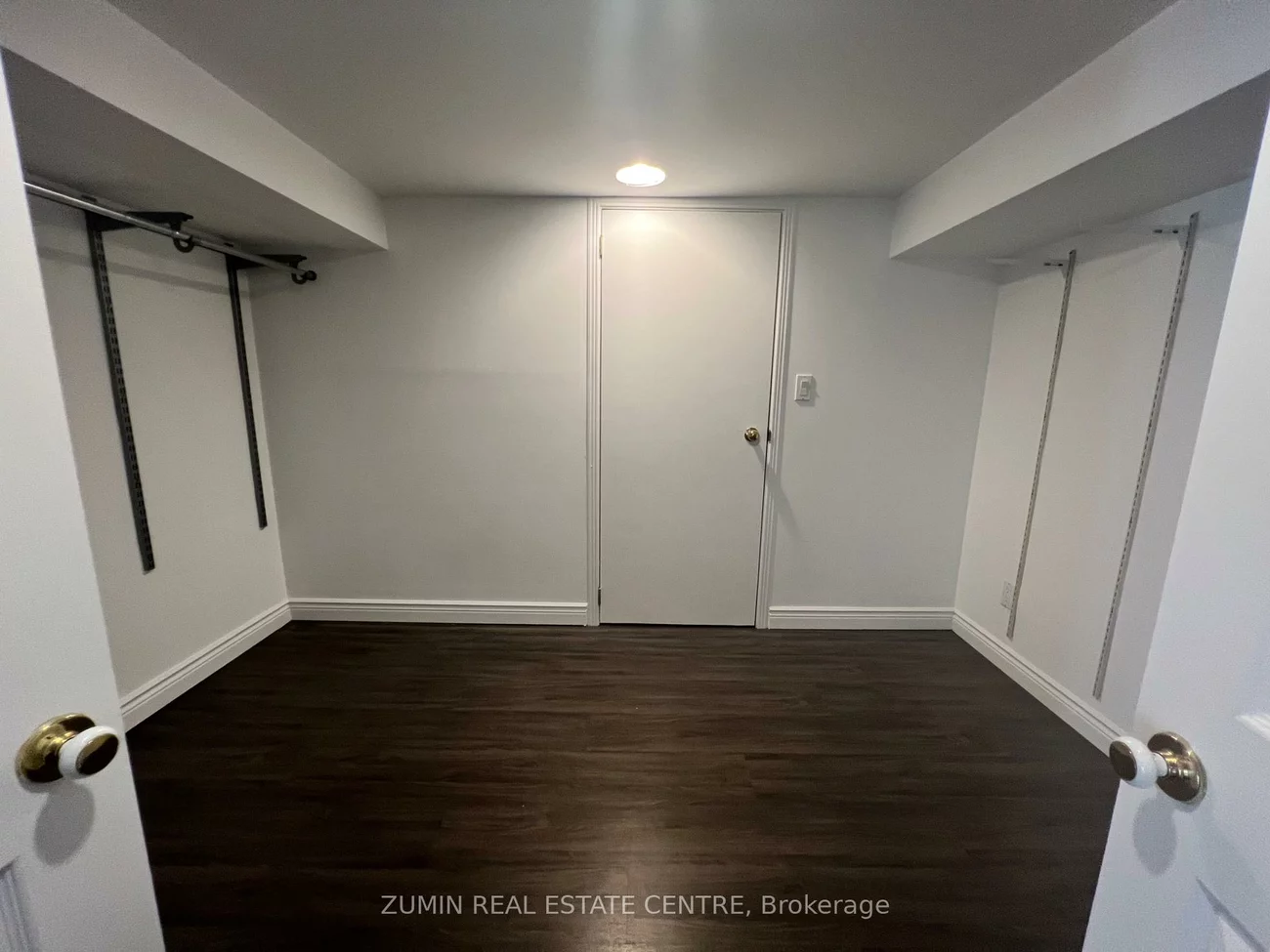 76, Brock, 1002 - CO Central, Oakville