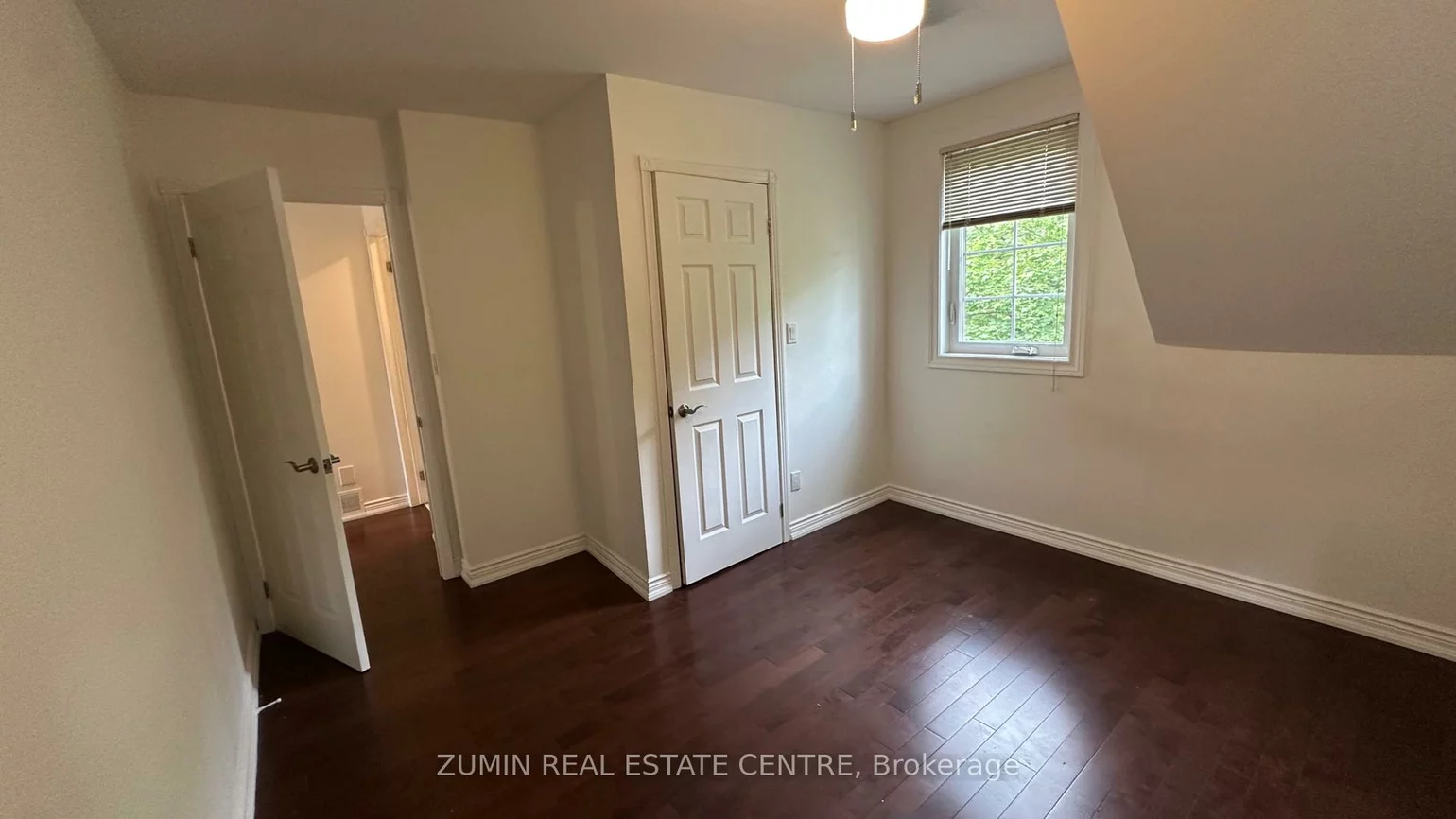 76, Brock, 1002 - CO Central, Oakville