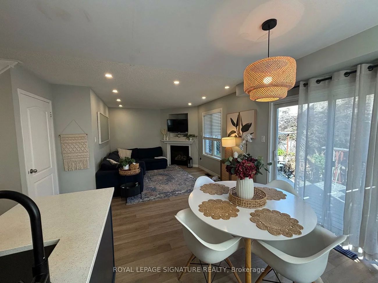 2112, Glenhampton, 1019 - WM Westmount, Oakville