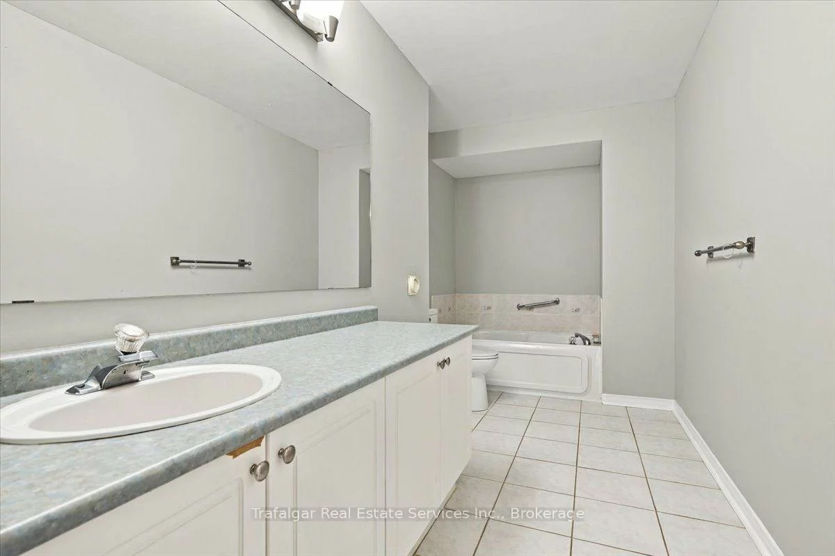 2212, Westoak Trails, 1022 - WT West Oak Trails, Oakville
