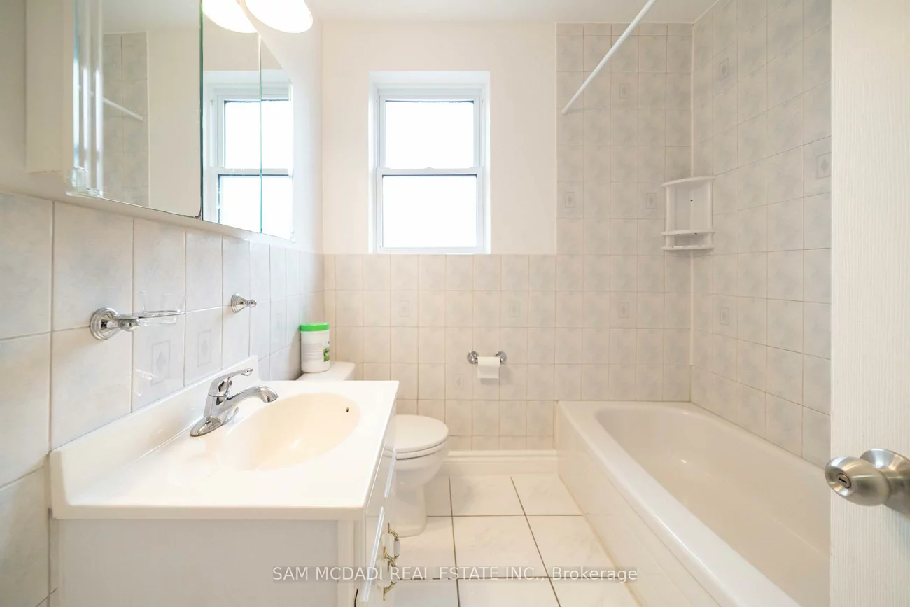 544, Sandmere, 1020 - WO West, Oakville