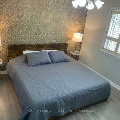 561, Weir, 1001 - BR Bronte, Oakville