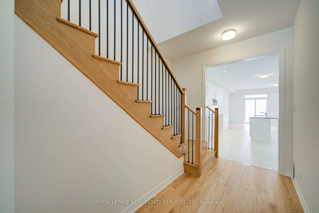1182, Dartmouth, 1010 - JM Joshua Meadows, Oakville