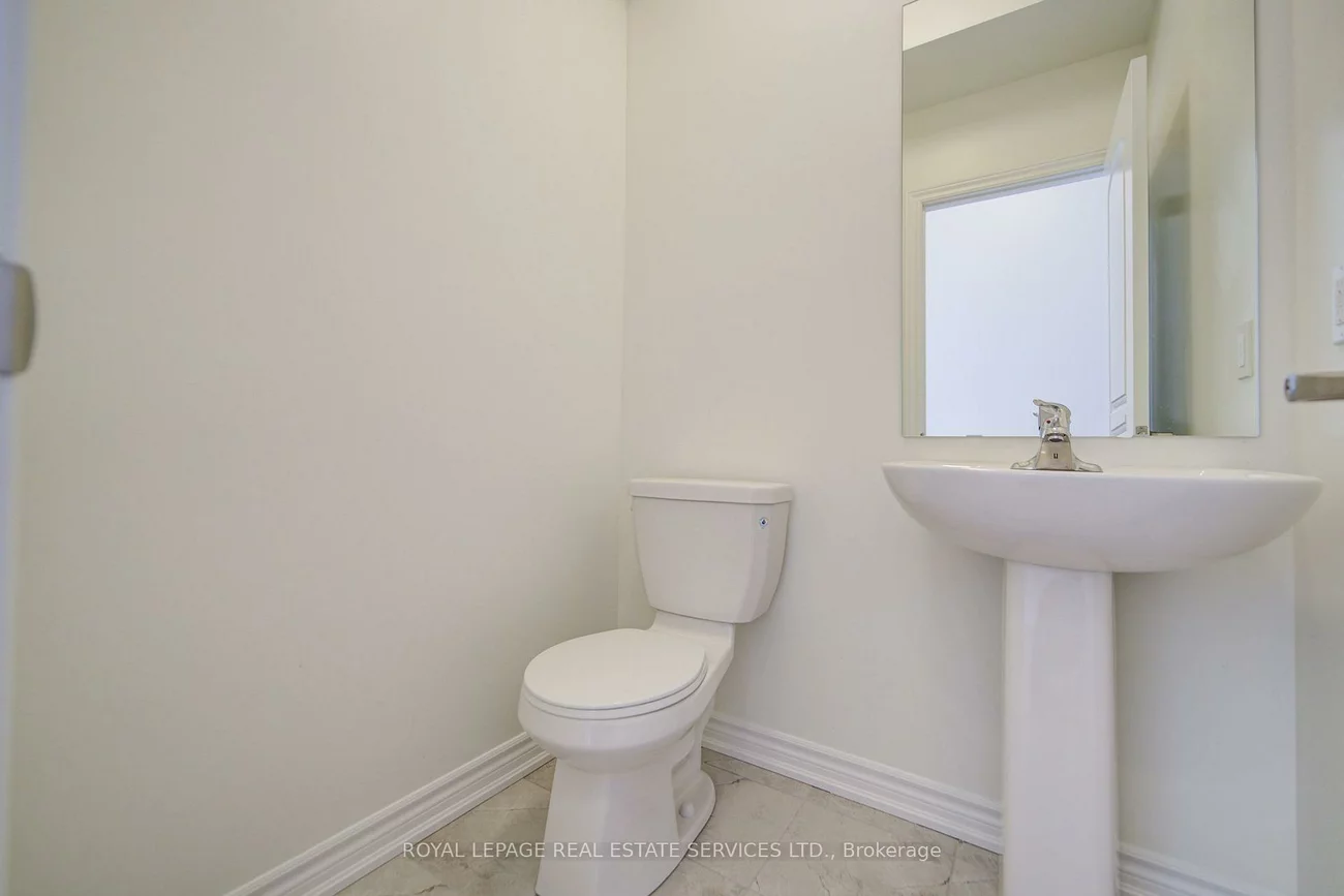1182, Dartmouth, 1010 - JM Joshua Meadows, Oakville