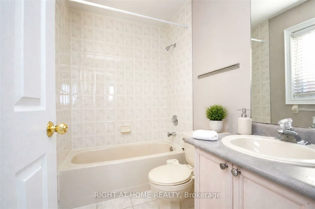 1466, Bayshire, 1009 - JC Joshua Creek, Oakville