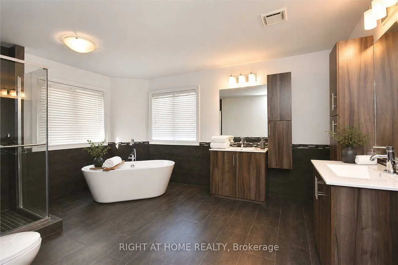 1466, Bayshire, 1009 - JC Joshua Creek, Oakville