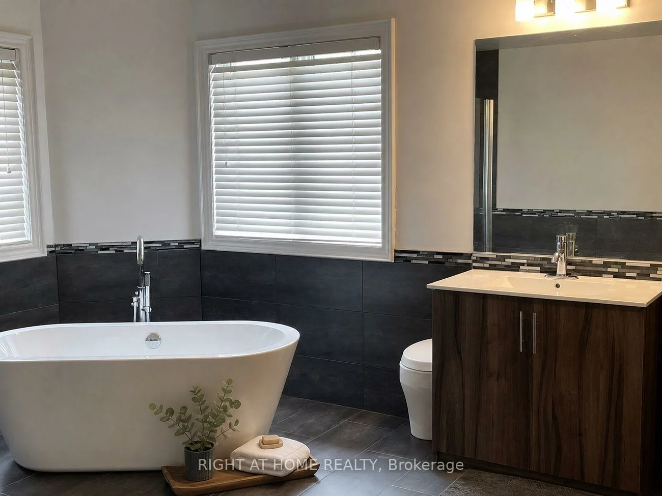 1466, Bayshire, 1009 - JC Joshua Creek, Oakville