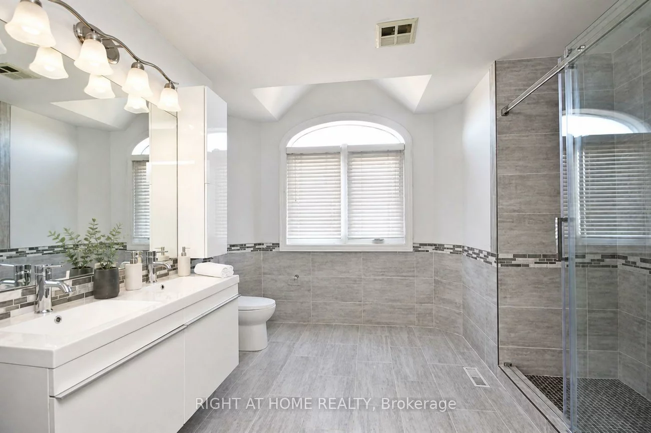1466, Bayshire, 1009 - JC Joshua Creek, Oakville