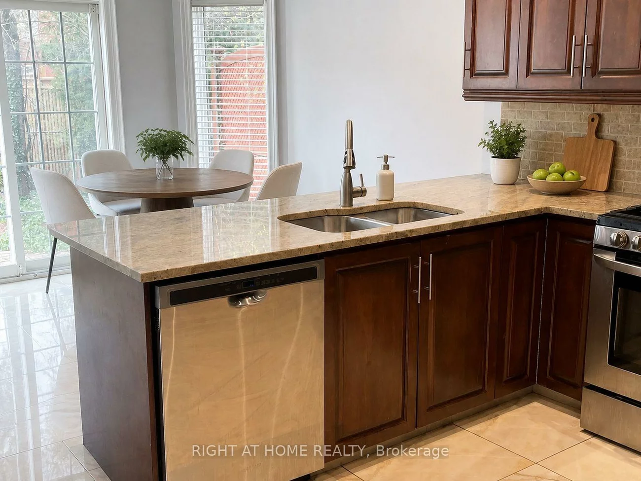 1466, Bayshire, 1009 - JC Joshua Creek, Oakville