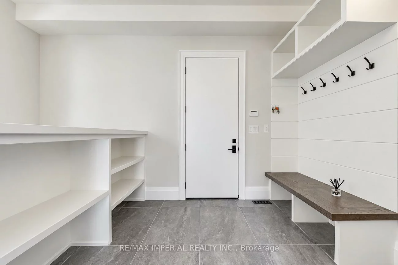 1517, Duncan, 1011 - MO Morrison, Oakville