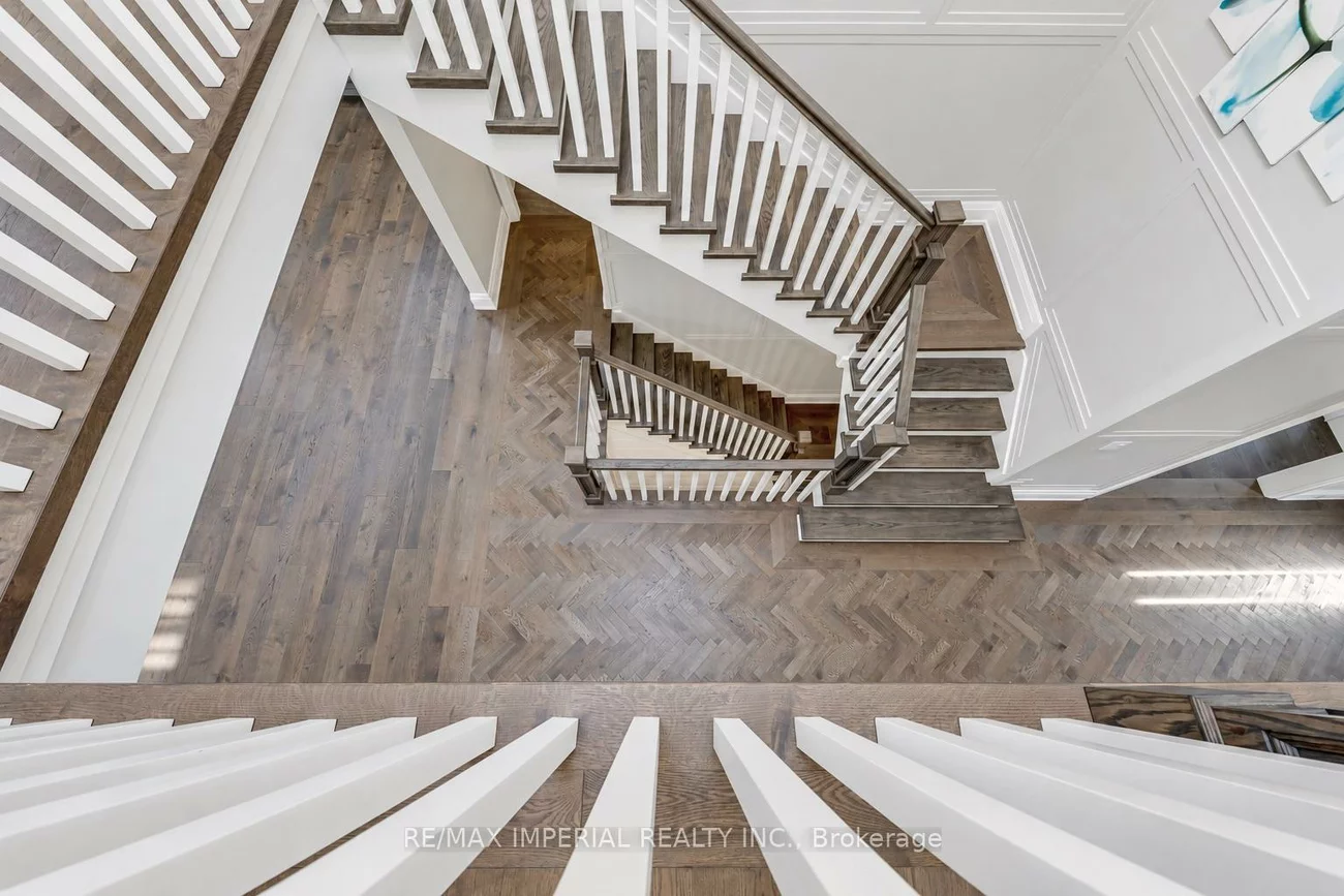 1517, Duncan, 1011 - MO Morrison, Oakville
