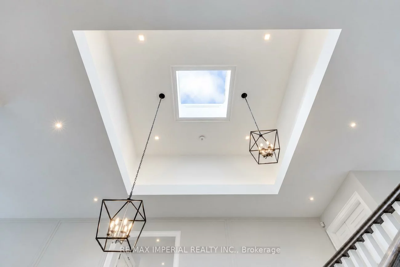 1517, Duncan, 1011 - MO Morrison, Oakville