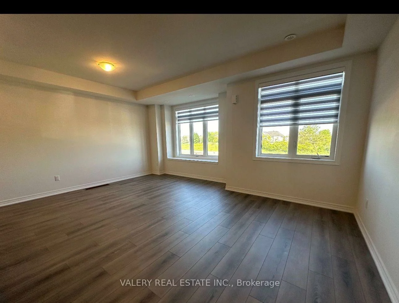 517, Dundas, 1010 - JM Joshua Meadows, Oakville
