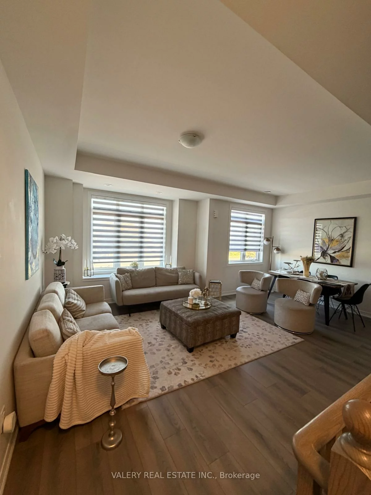517, Dundas, 1010 - JM Joshua Meadows, Oakville