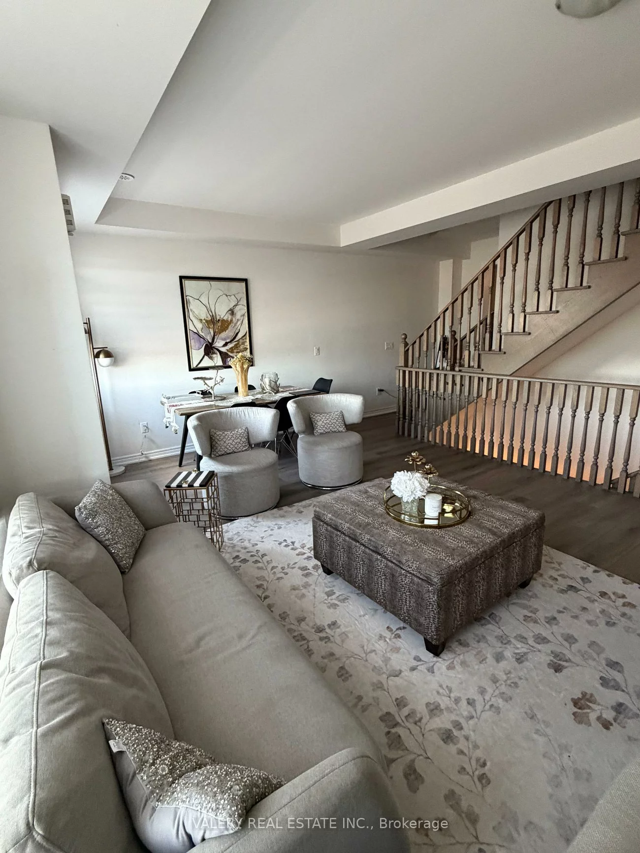 517, Dundas, 1010 - JM Joshua Meadows, Oakville