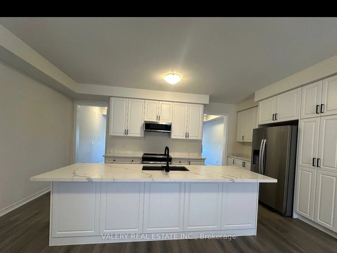 517, Dundas, 1010 - JM Joshua Meadows, Oakville