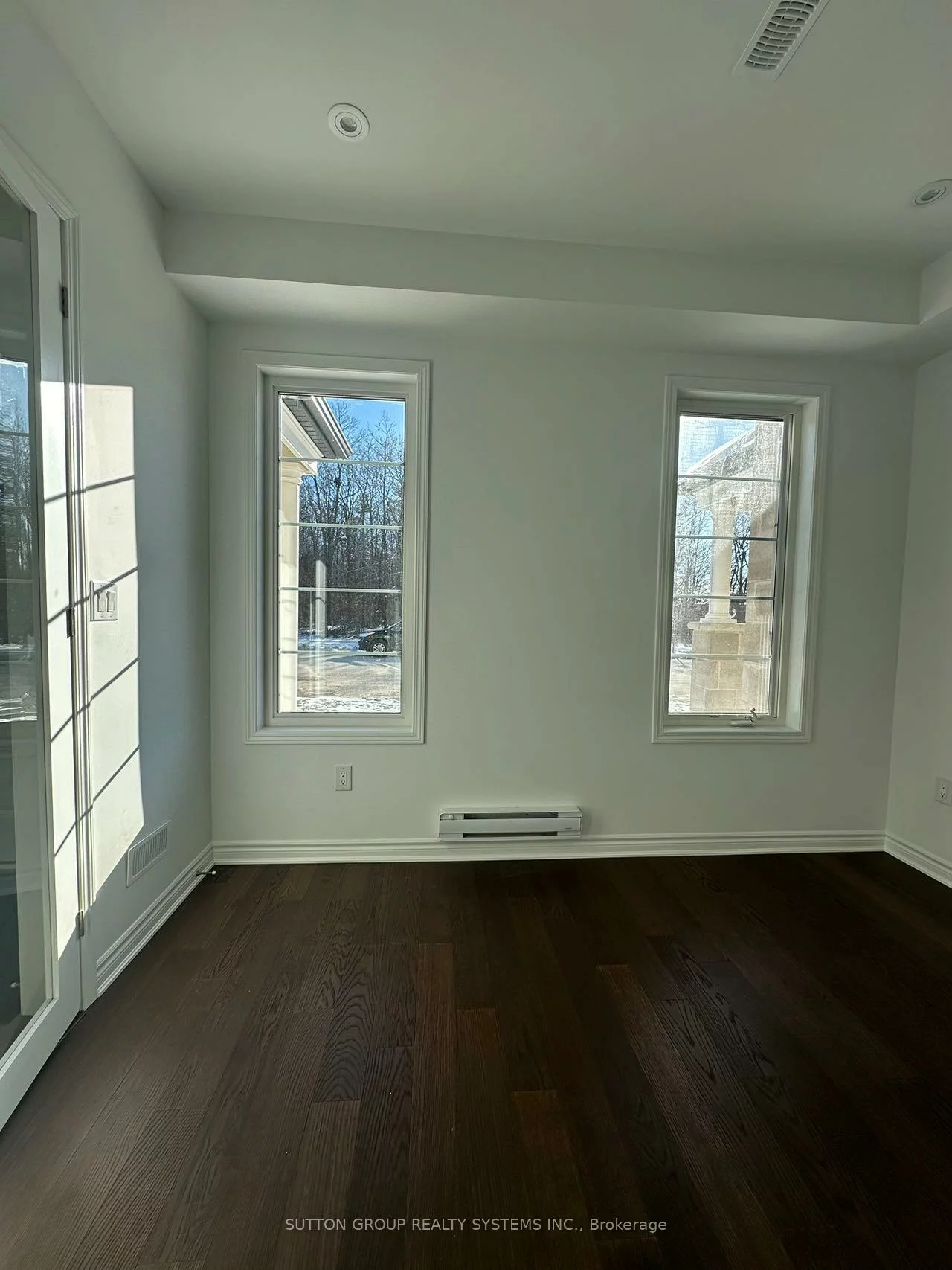 157, Settlers, 1008 - GO Glenorchy, Oakville