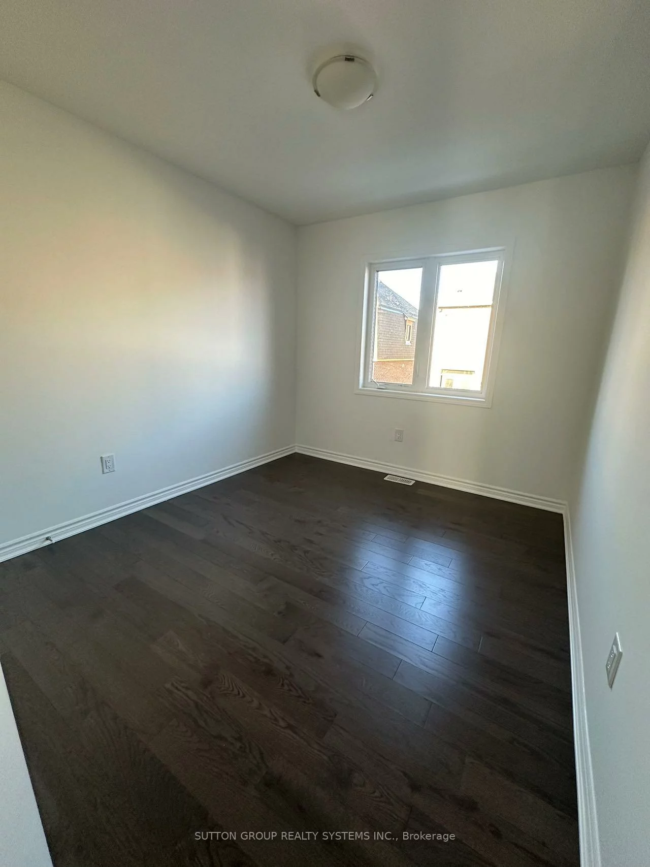 157, Settlers, 1008 - GO Glenorchy, Oakville