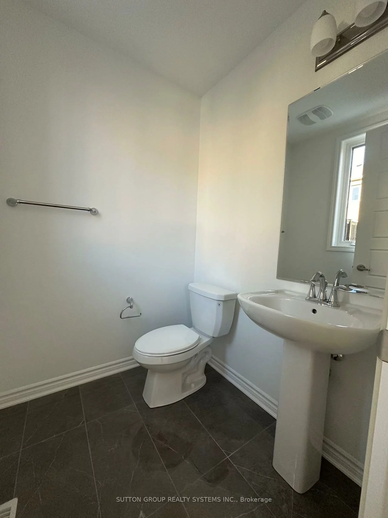 157, Settlers, 1008 - GO Glenorchy, Oakville