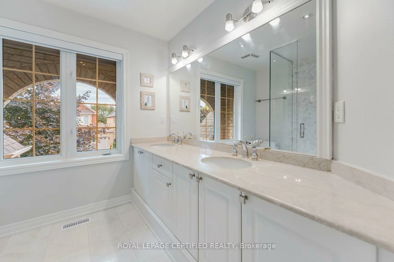 2479, Bon Echo, 1009 - JC Joshua Creek, Oakville