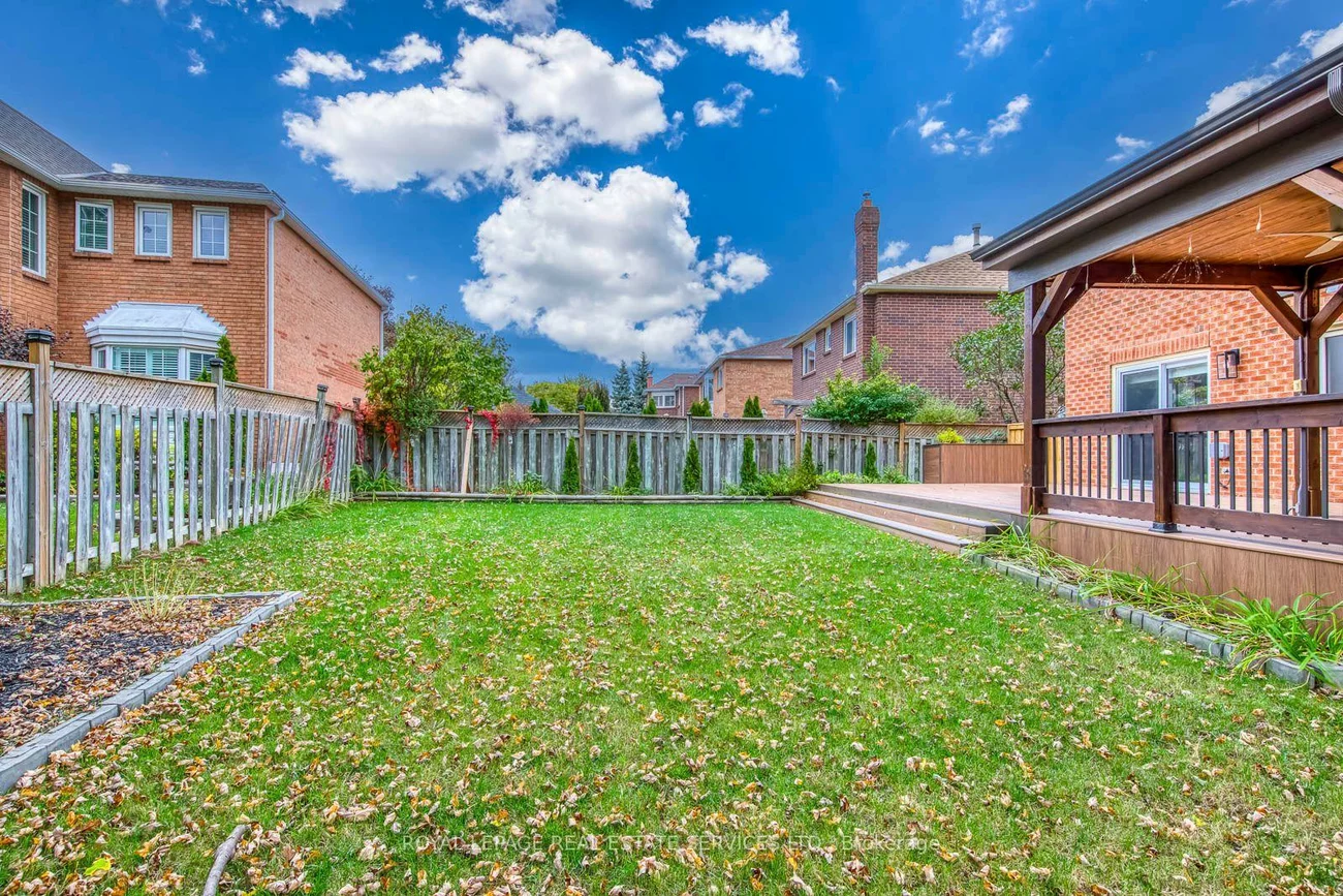 2100, Galena, 1018 - WC Wedgewood Creek, Oakville