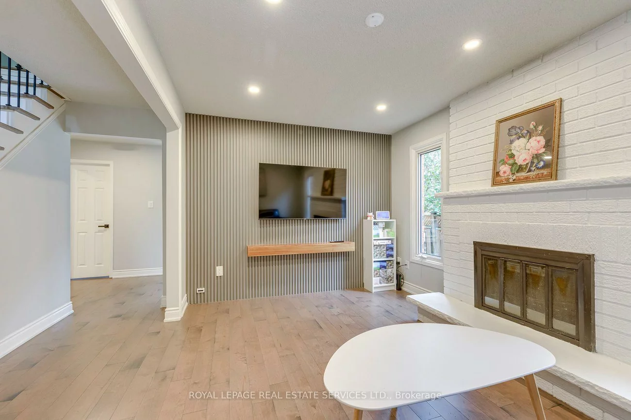 2100, Galena, 1018 - WC Wedgewood Creek, Oakville