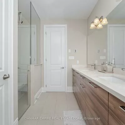 2118, Vineland, 1015 - RO River Oaks, Oakville