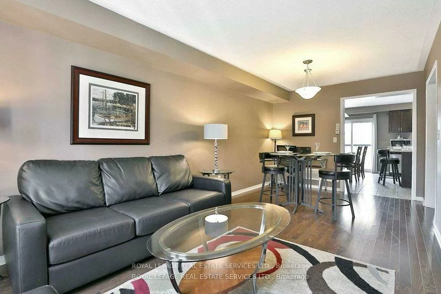 2186, Fiddlers, 1019 - WM Westmount, Oakville
