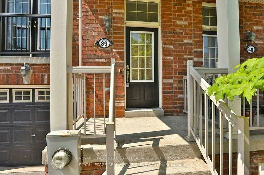 2186, Fiddlers, 1019 - WM Westmount, Oakville
