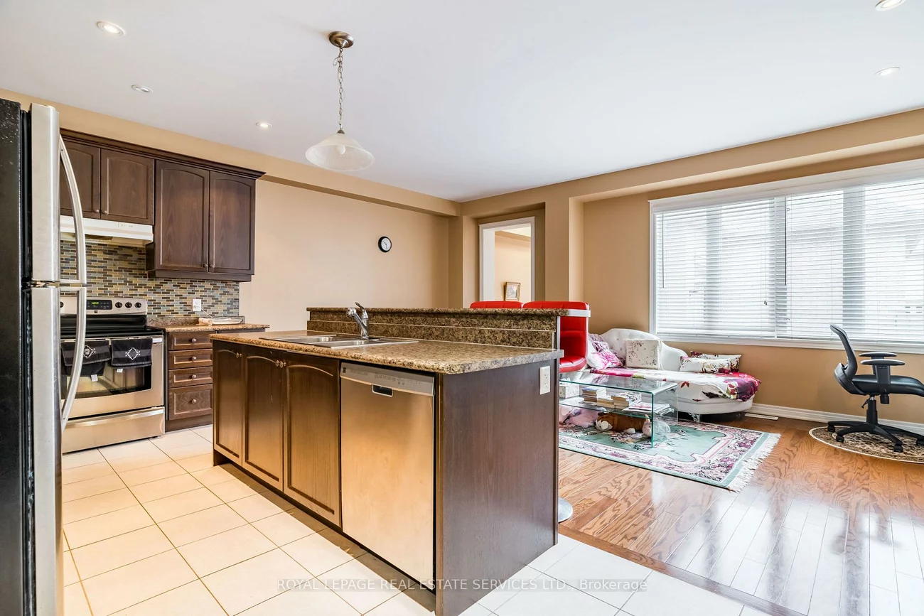 511, Sixteen Mile, 1008 - GO Glenorchy, Oakville