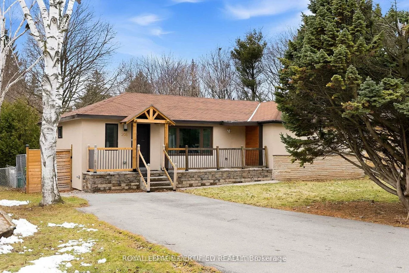 208, Glen Oak, 1020 - WO West, Oakville