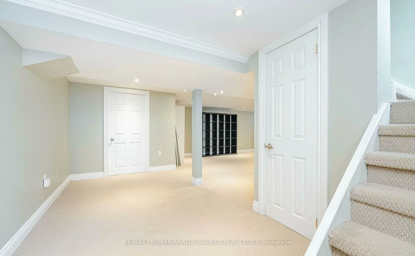 2036, Constance, 1006 - FD Ford, Oakville