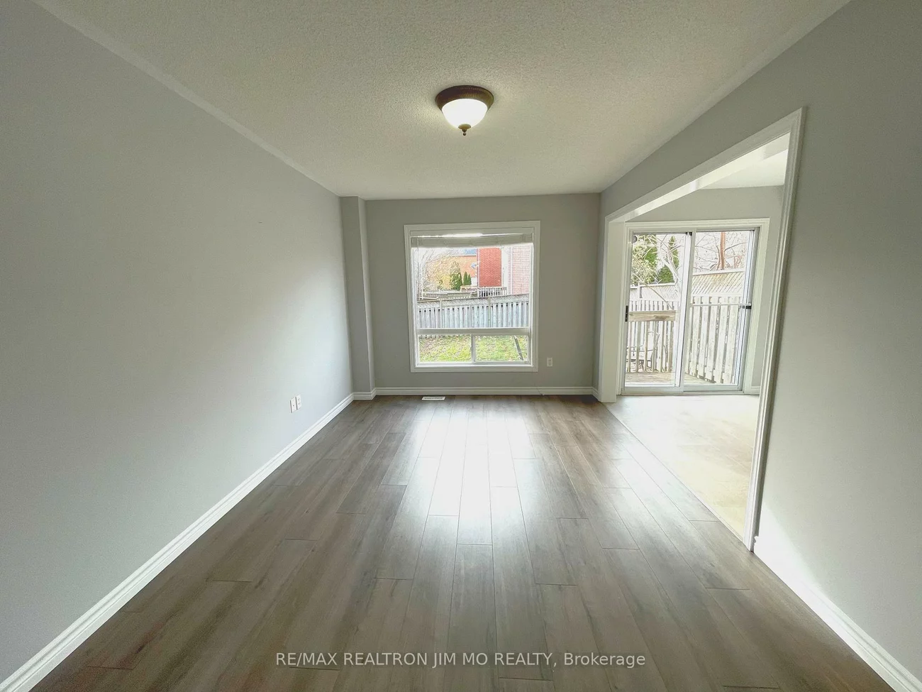 2272, Hummingbird, 1022 - WT West Oak Trails, Oakville