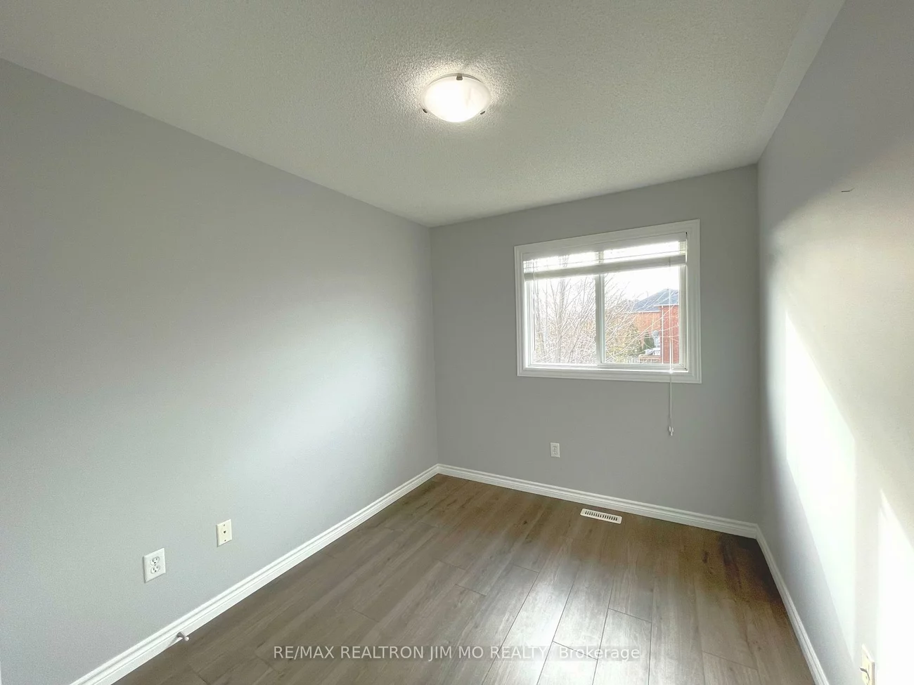 2272, Hummingbird, 1022 - WT West Oak Trails, Oakville