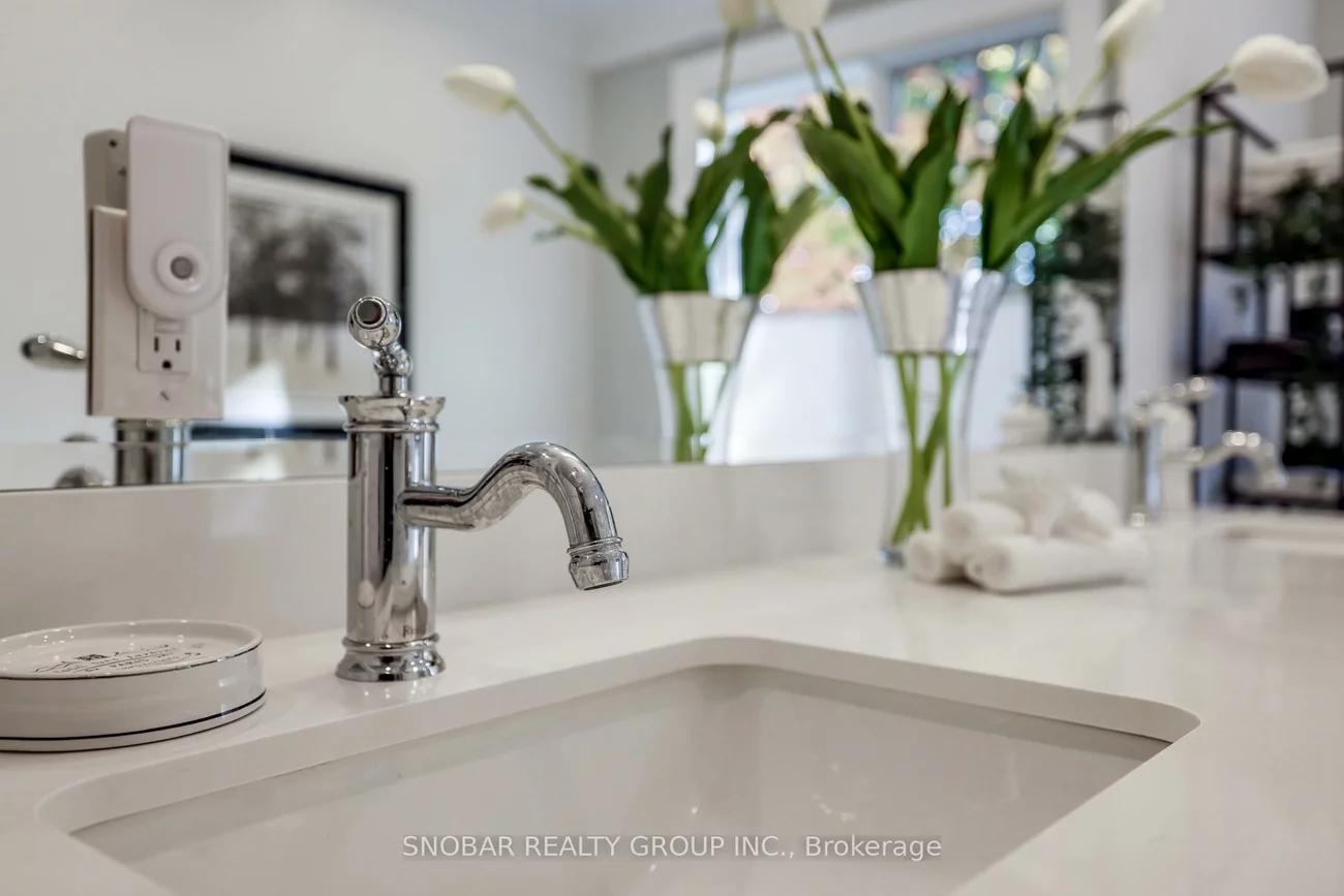 468, Winston, 1020 - WO West, Oakville