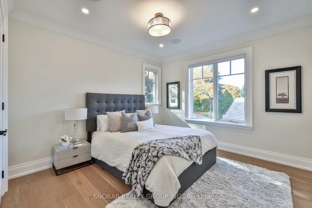 468, Winston, 1020 - WO West, Oakville