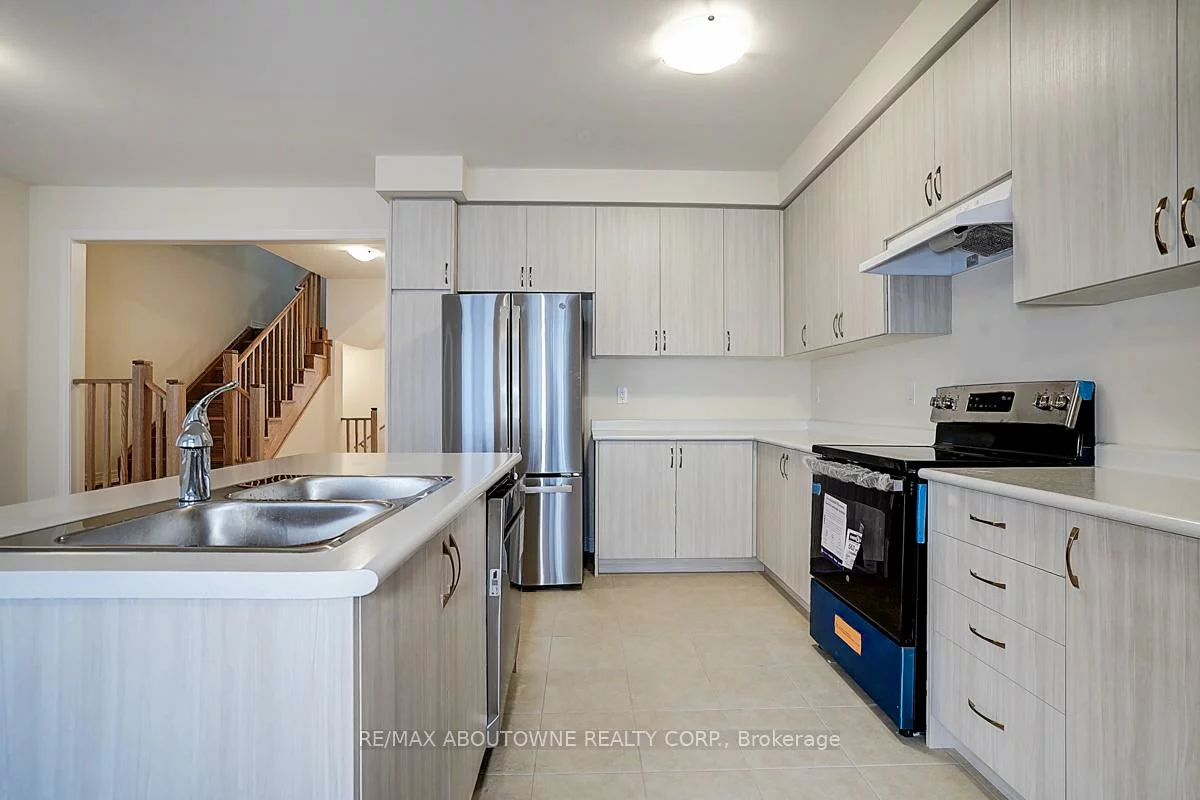 3175, Crystal, 1008 - GO Glenorchy, Oakville